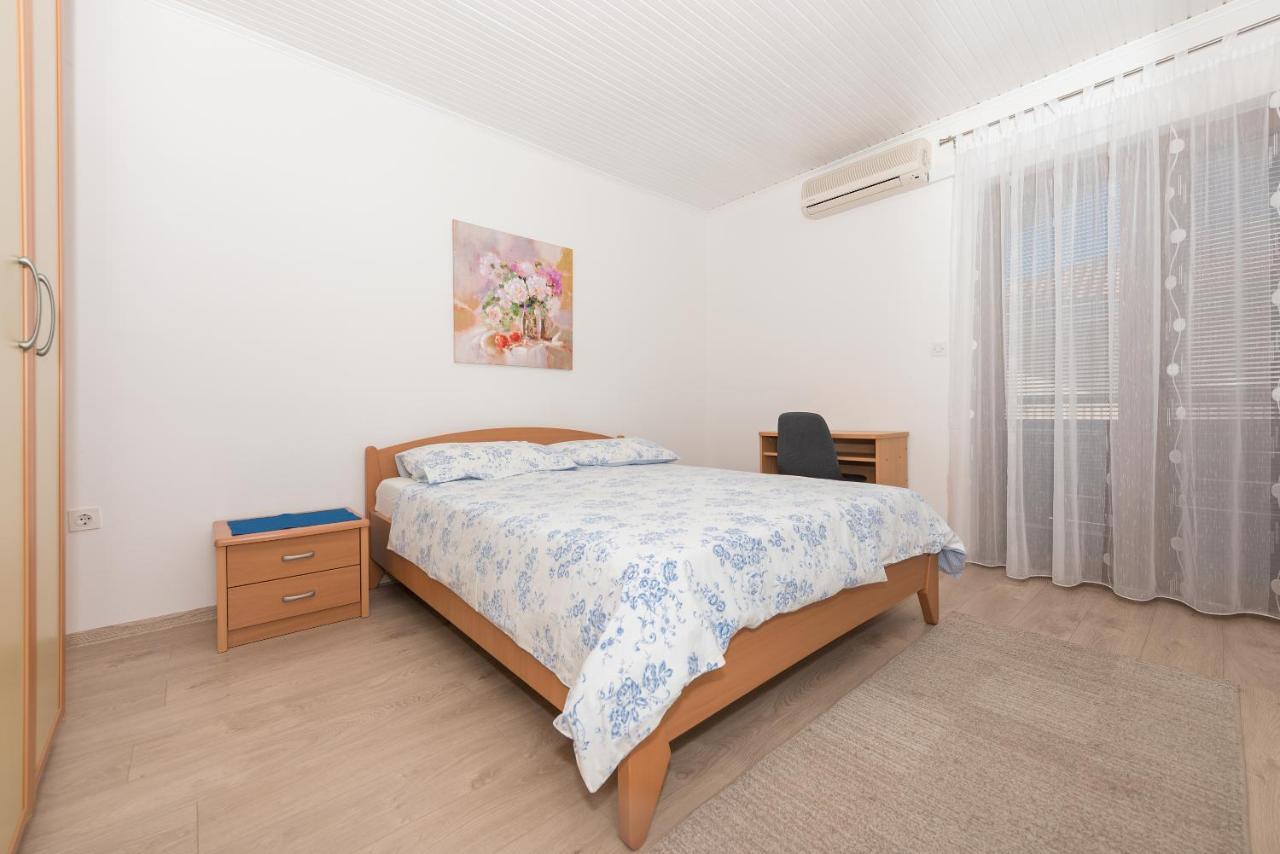 Apartmani Cesljar Makarska Exterior photo